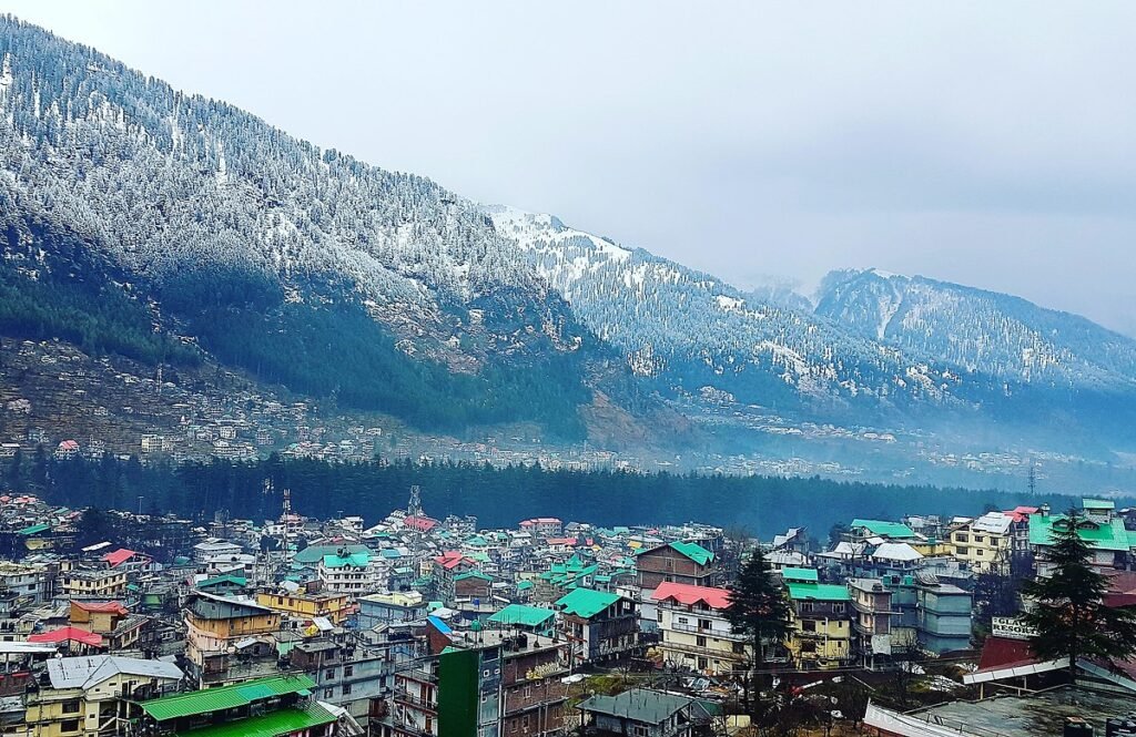 Manali_City_HRTCHUB